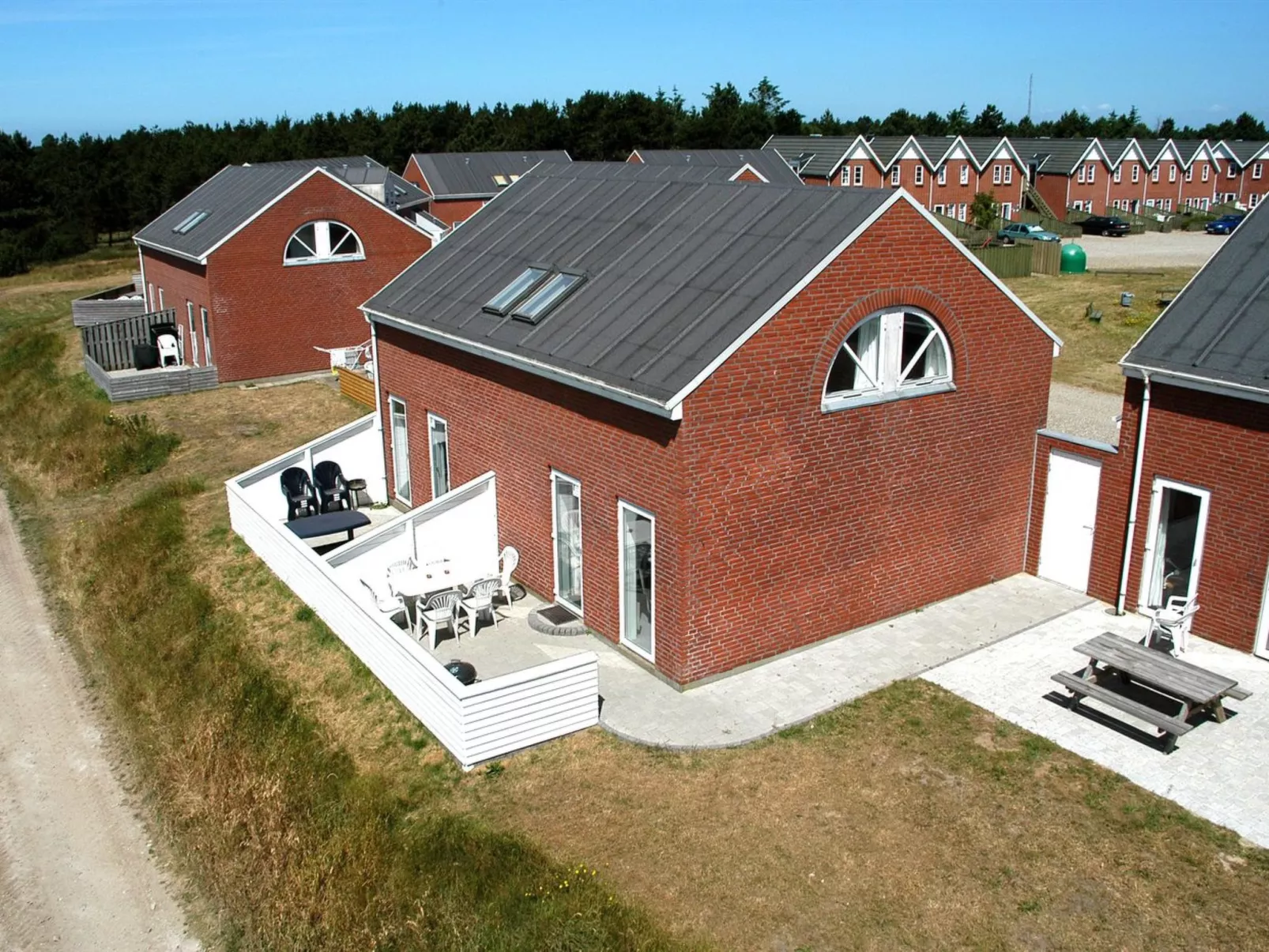 "Maura" - 2.3km from the sea-Outside