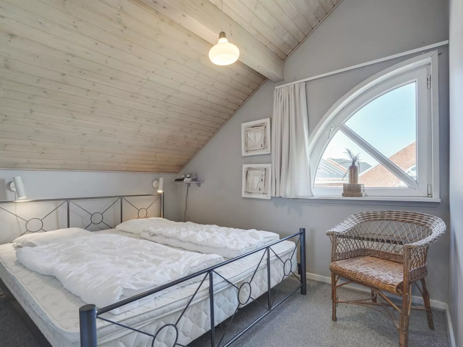 "Maura" - 2.3km from the sea-Inside