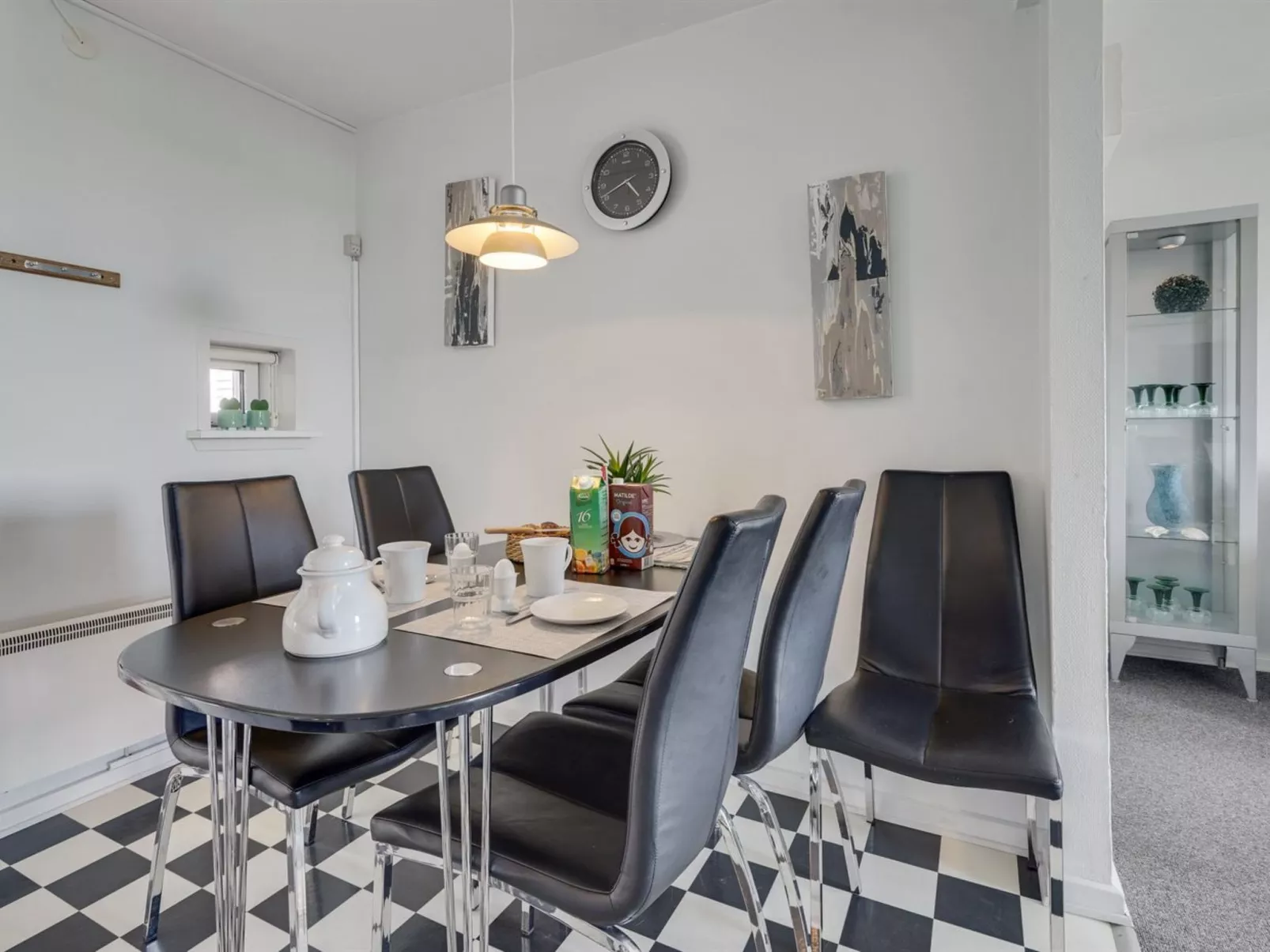 "Maura" - 2.3km from the sea-Inside