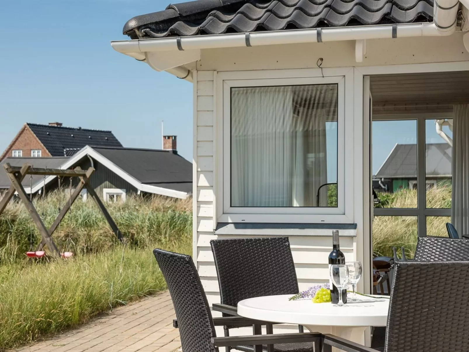 "Nyssa" - 350m from the sea-Outside
