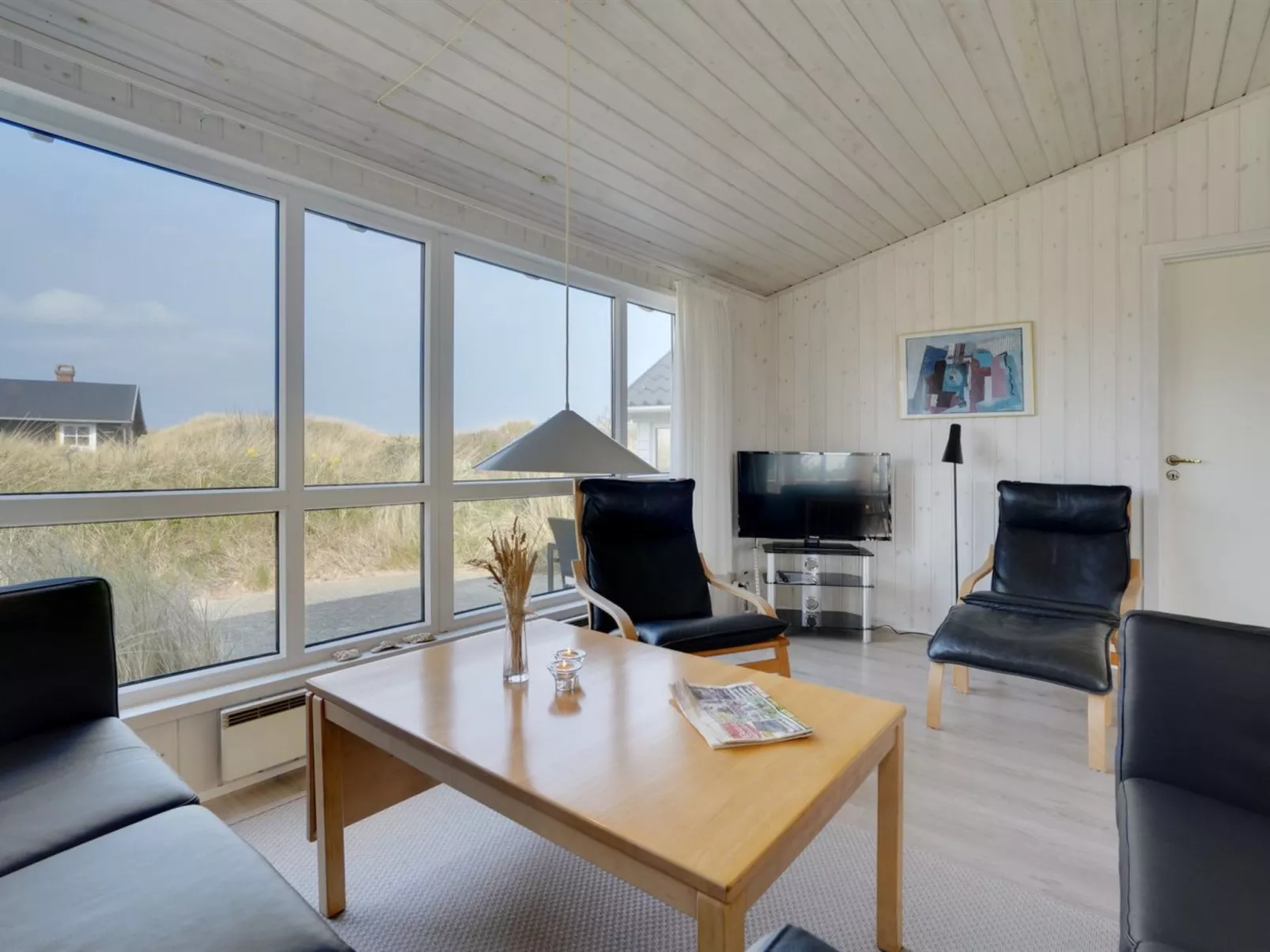 "Nyssa" - 350m from the sea-Inside