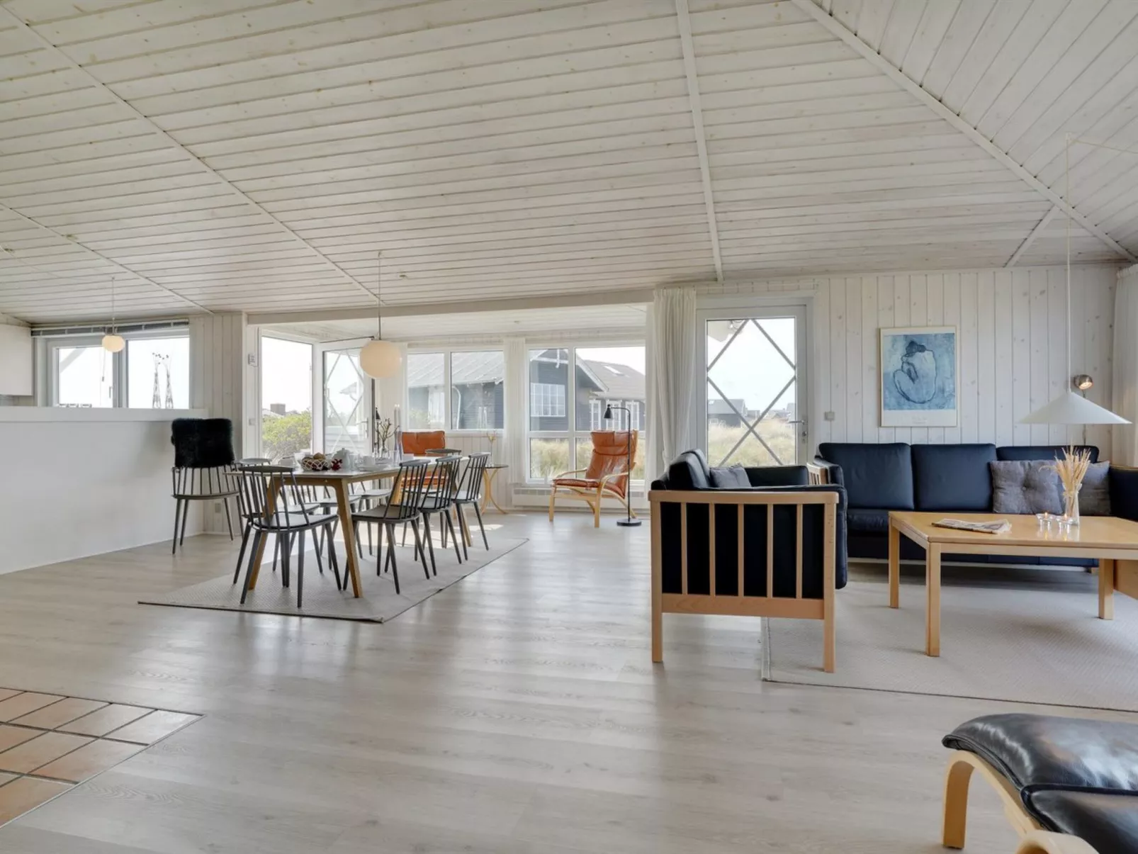 "Nyssa" - 350m from the sea-Inside