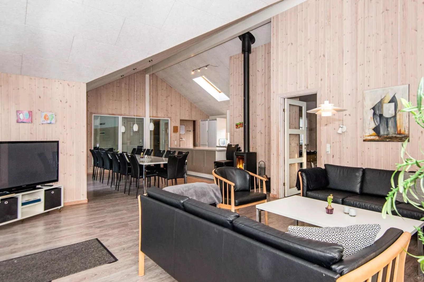 18 person holiday home in Henne-Indoor