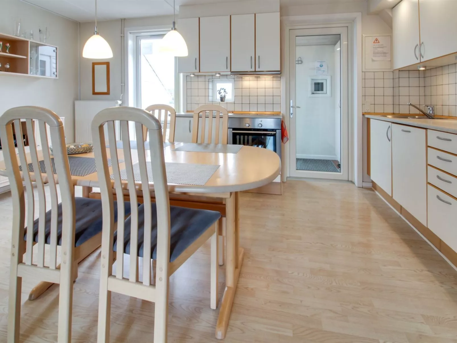 "Nayana" - 2.3km from the sea-Inside