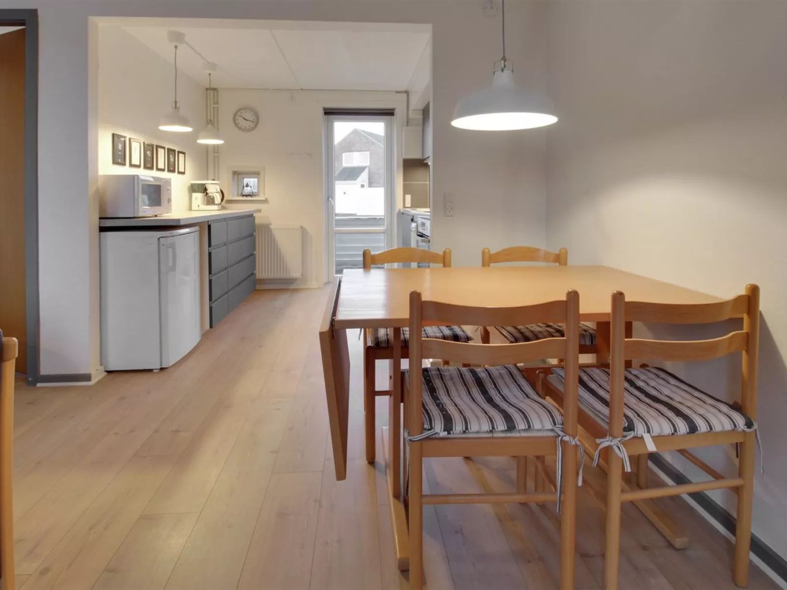 "Terje" - 2.3km from the sea-Inside