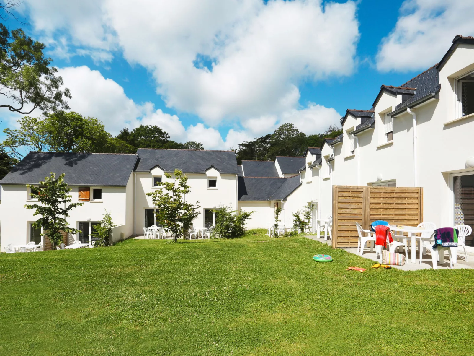 Domaine de la Baie-T3 duplex 6 pers.-Outside