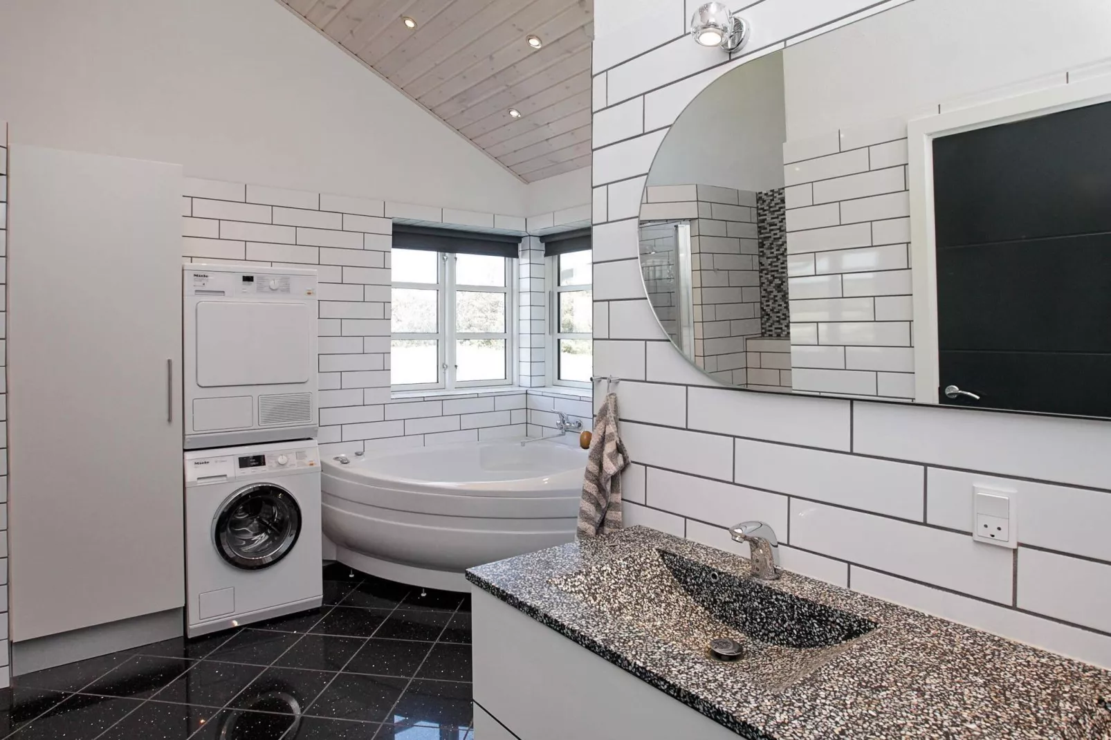 10 person holiday home in Saltum-Indoor