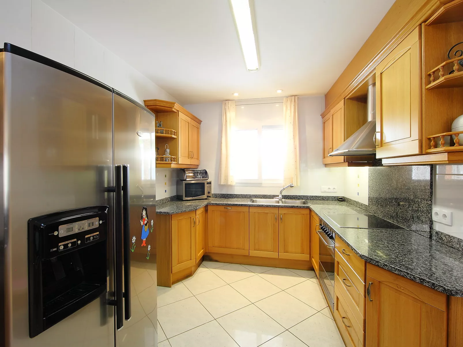 Llobregat 41b-Inside