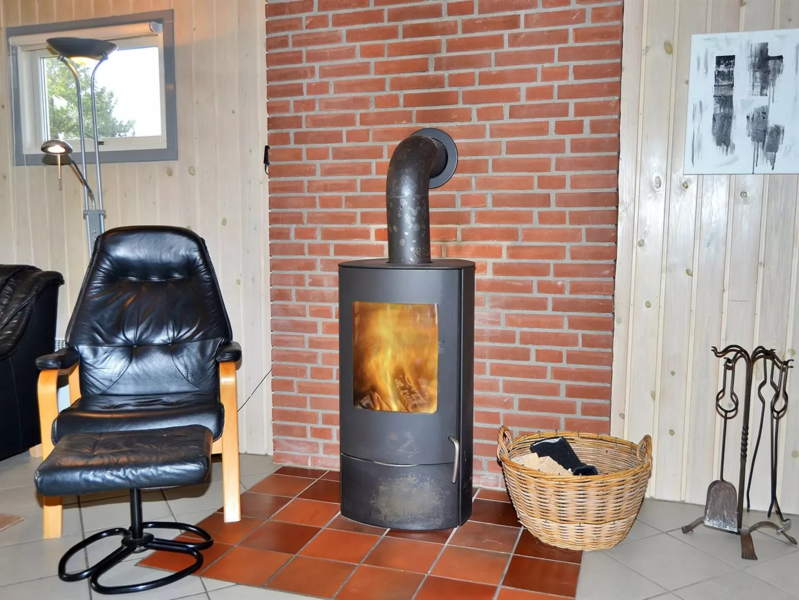 "Erlinda" - 3.1km from the sea-Inside