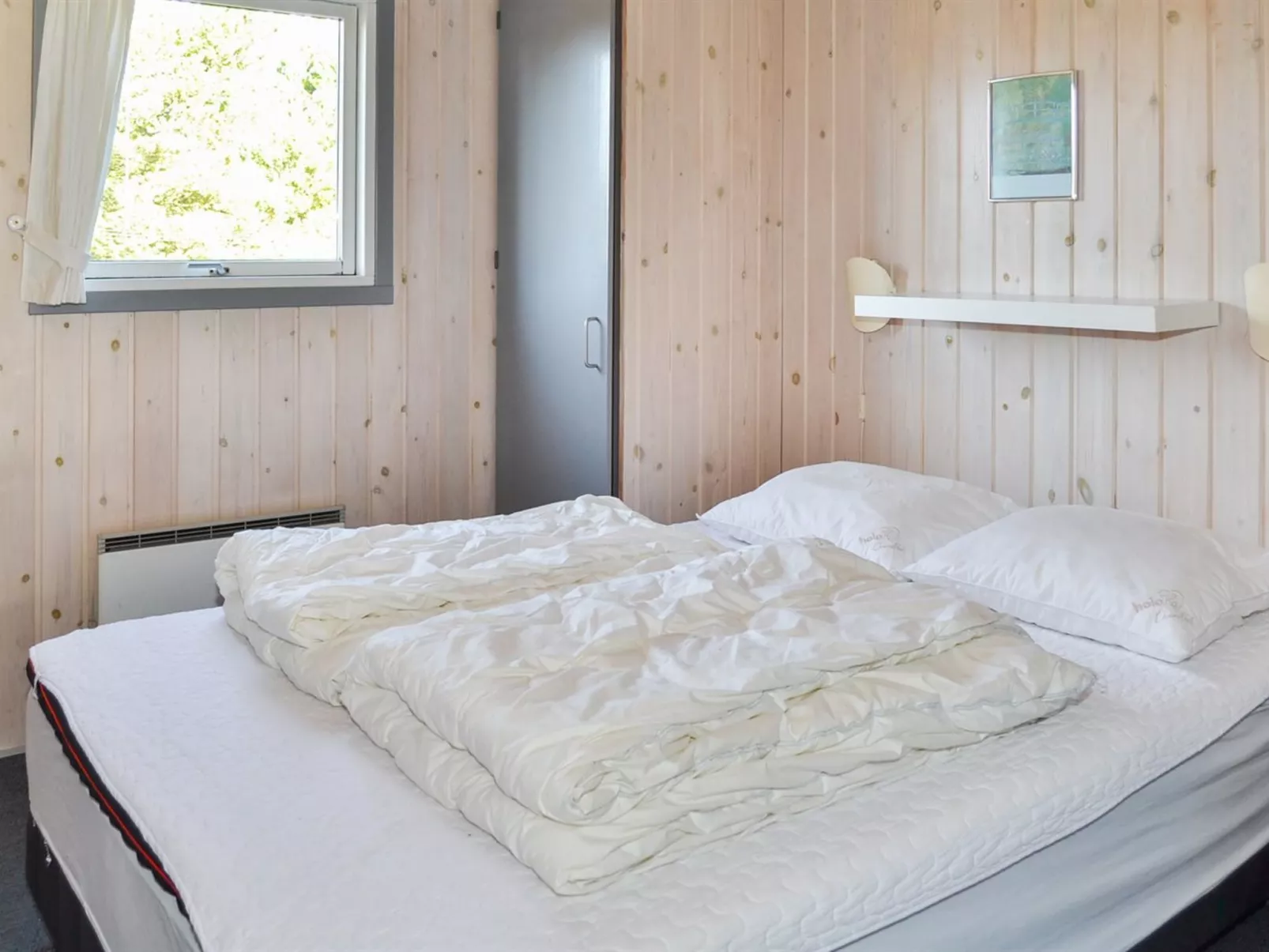 "Erlinda" - 3.1km from the sea-Inside