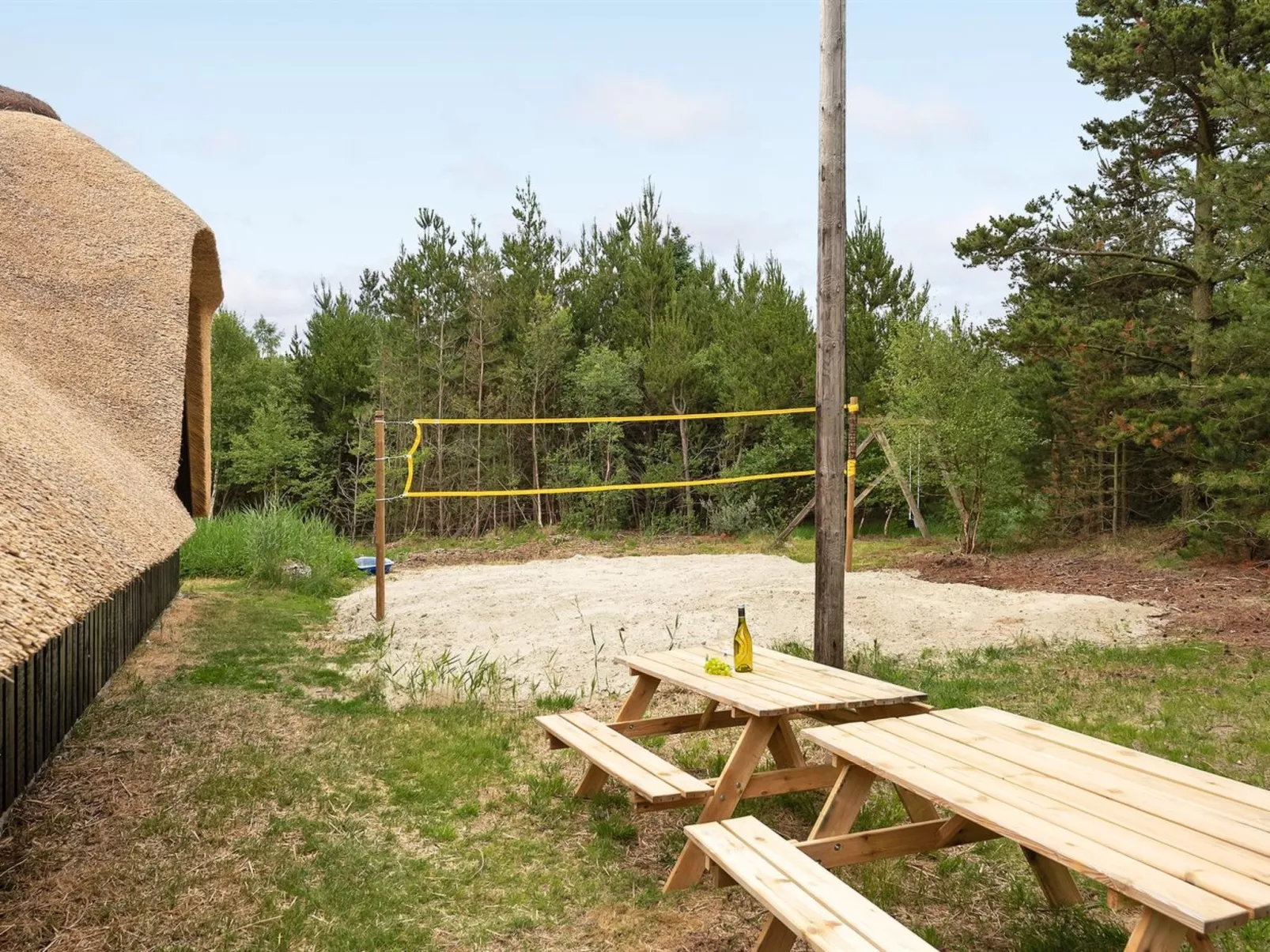 "Ellanor" - 1km from the sea-Outside