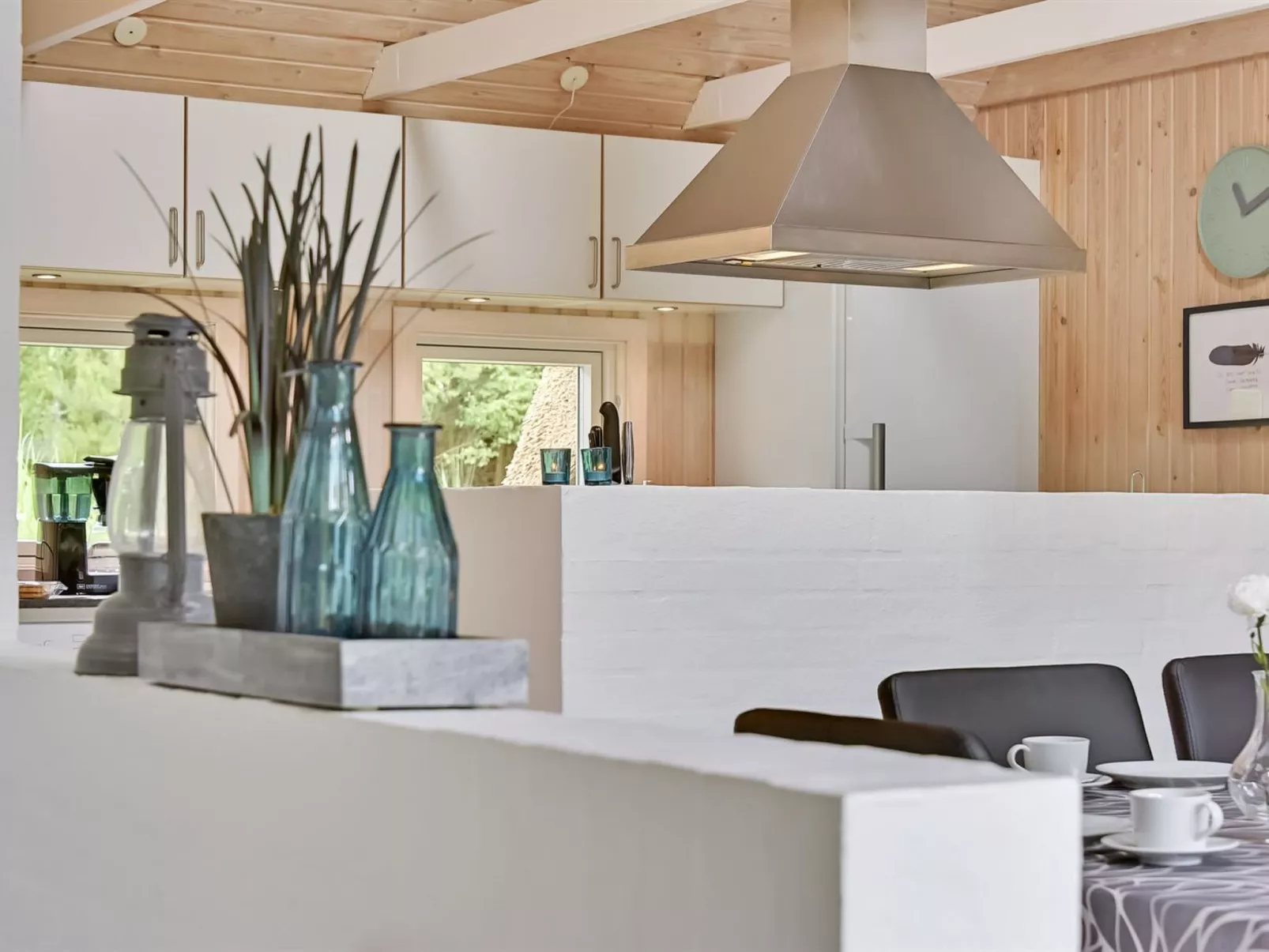 "Ellanor" - 1km from the sea-Inside