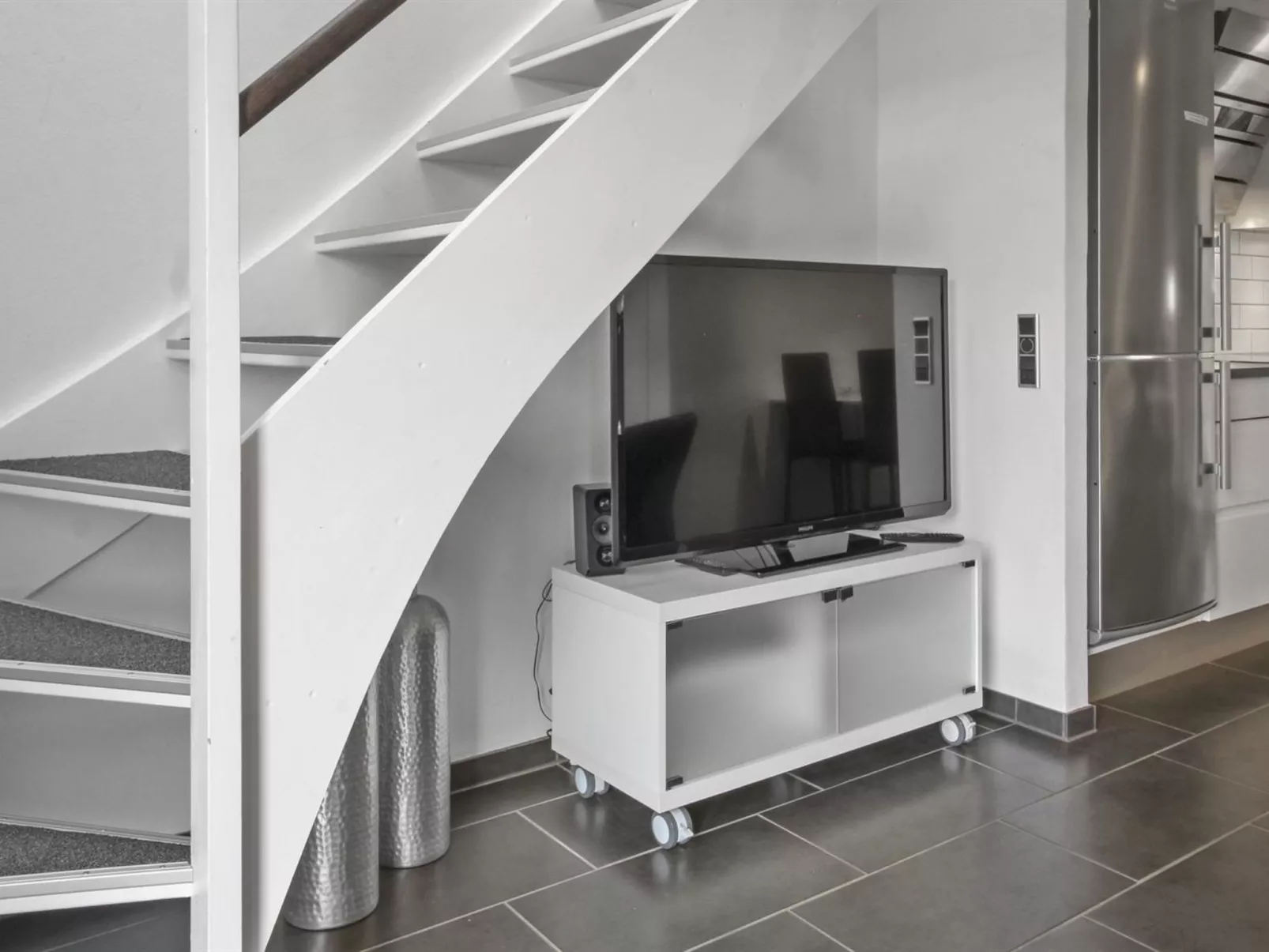 "Alvild" - 2.3km from the sea-Inside