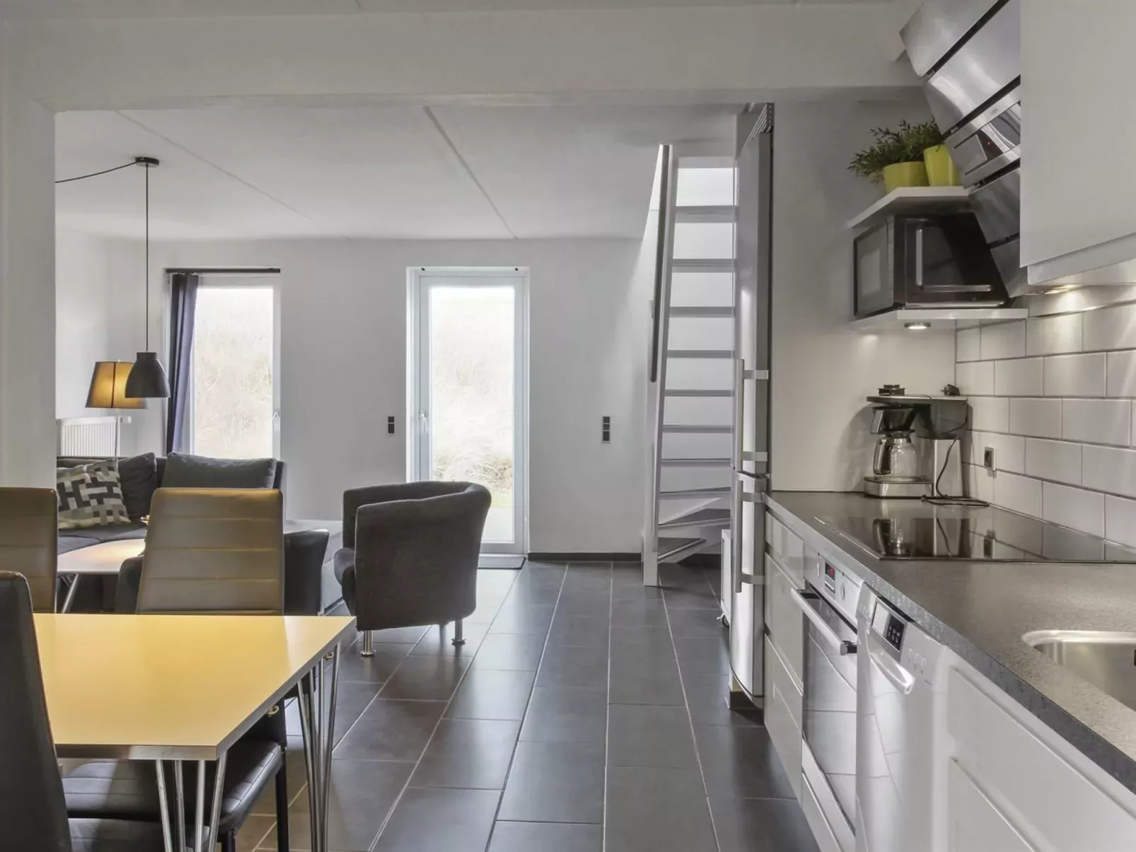 "Alvild" - 2.3km from the sea-Inside