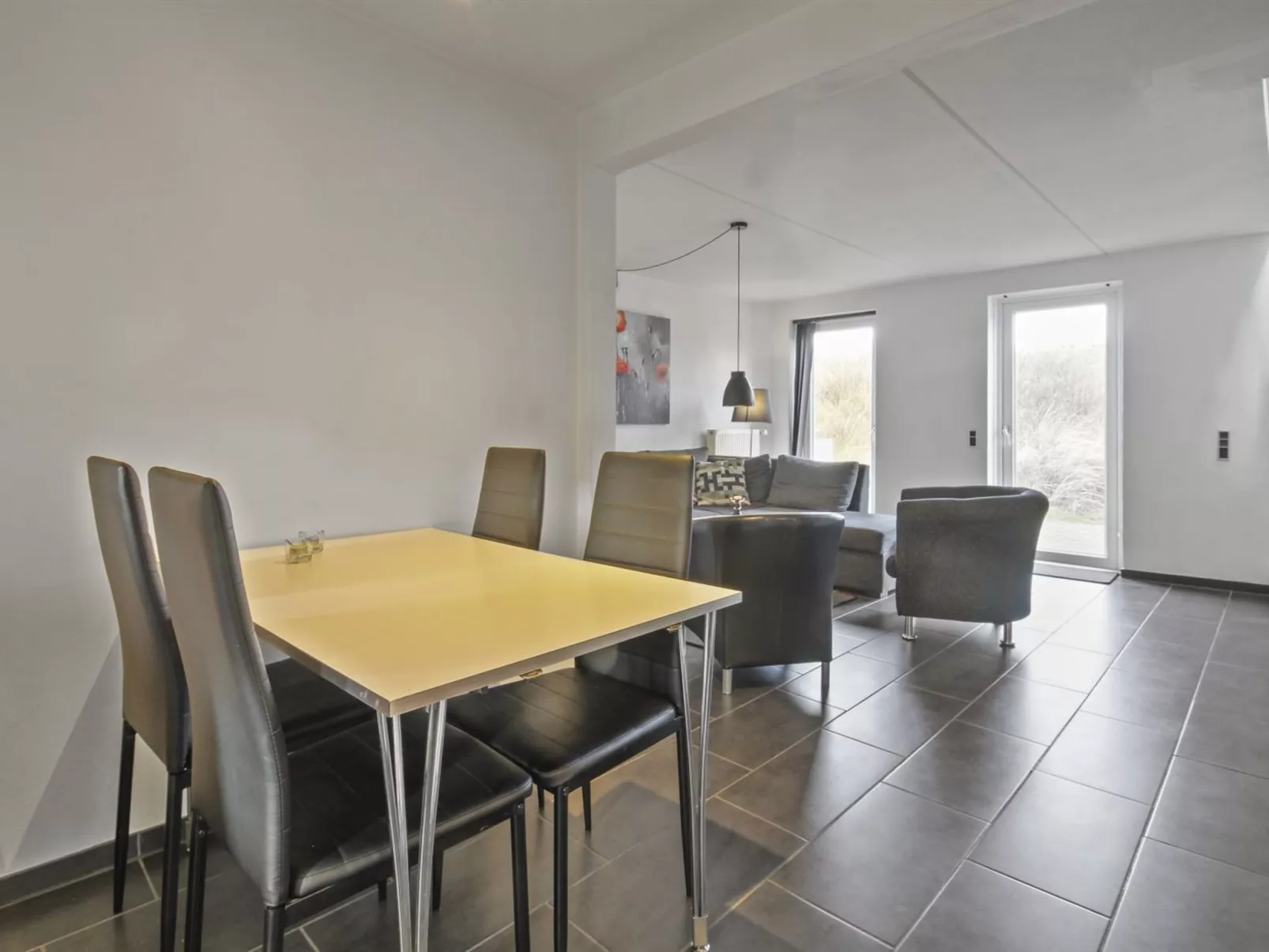 "Alvild" - 2.3km from the sea-Inside