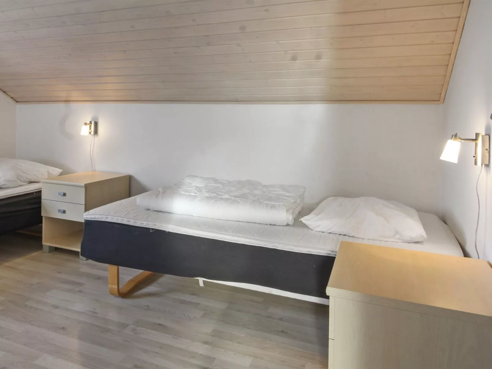 "Alvild" - 2.3km from the sea-Inside