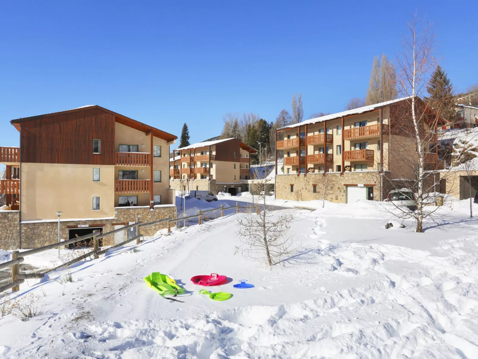 Les Chalets du Belvédère-Outside