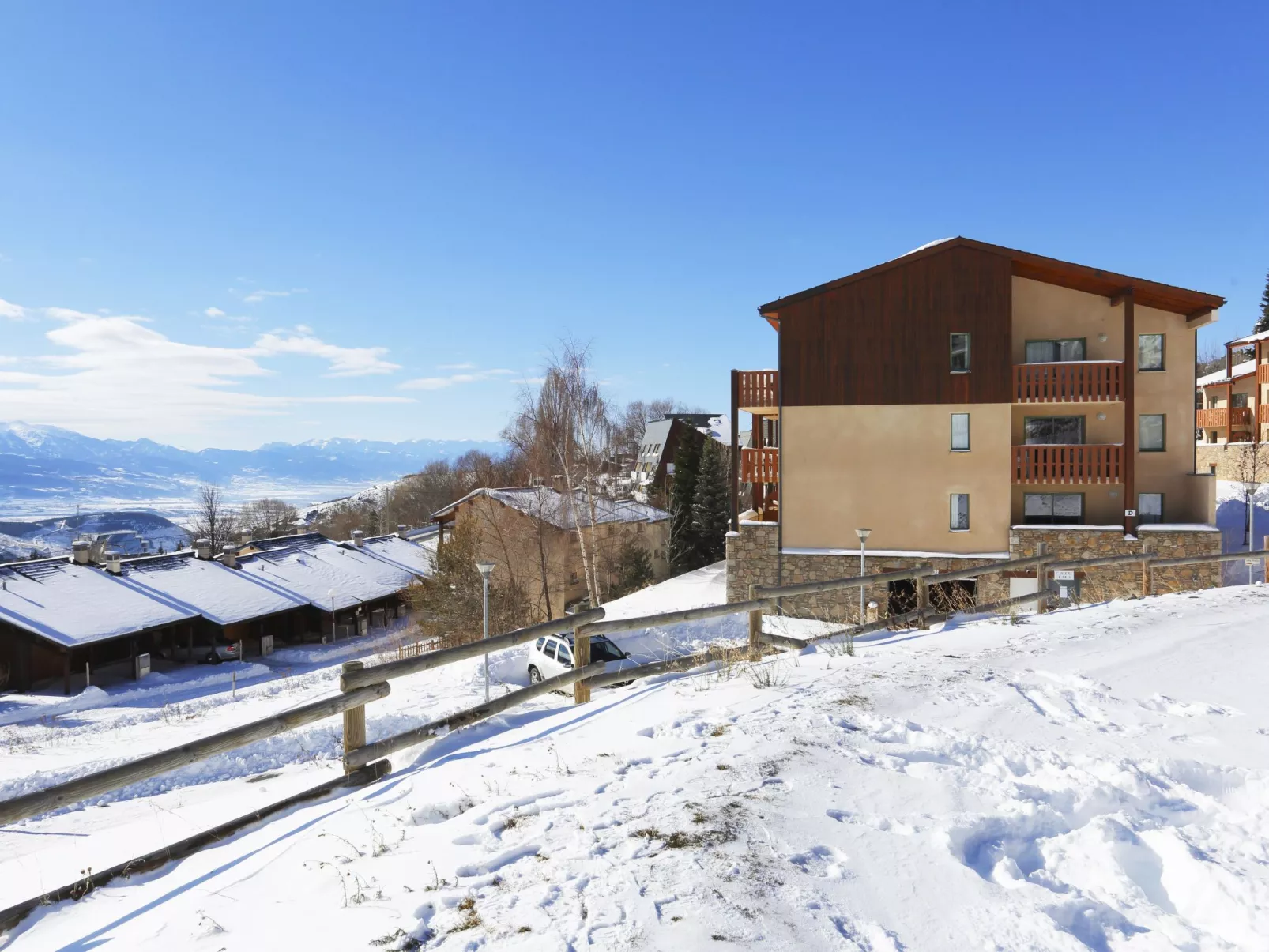 Les Chalets du Belvédère-Outside