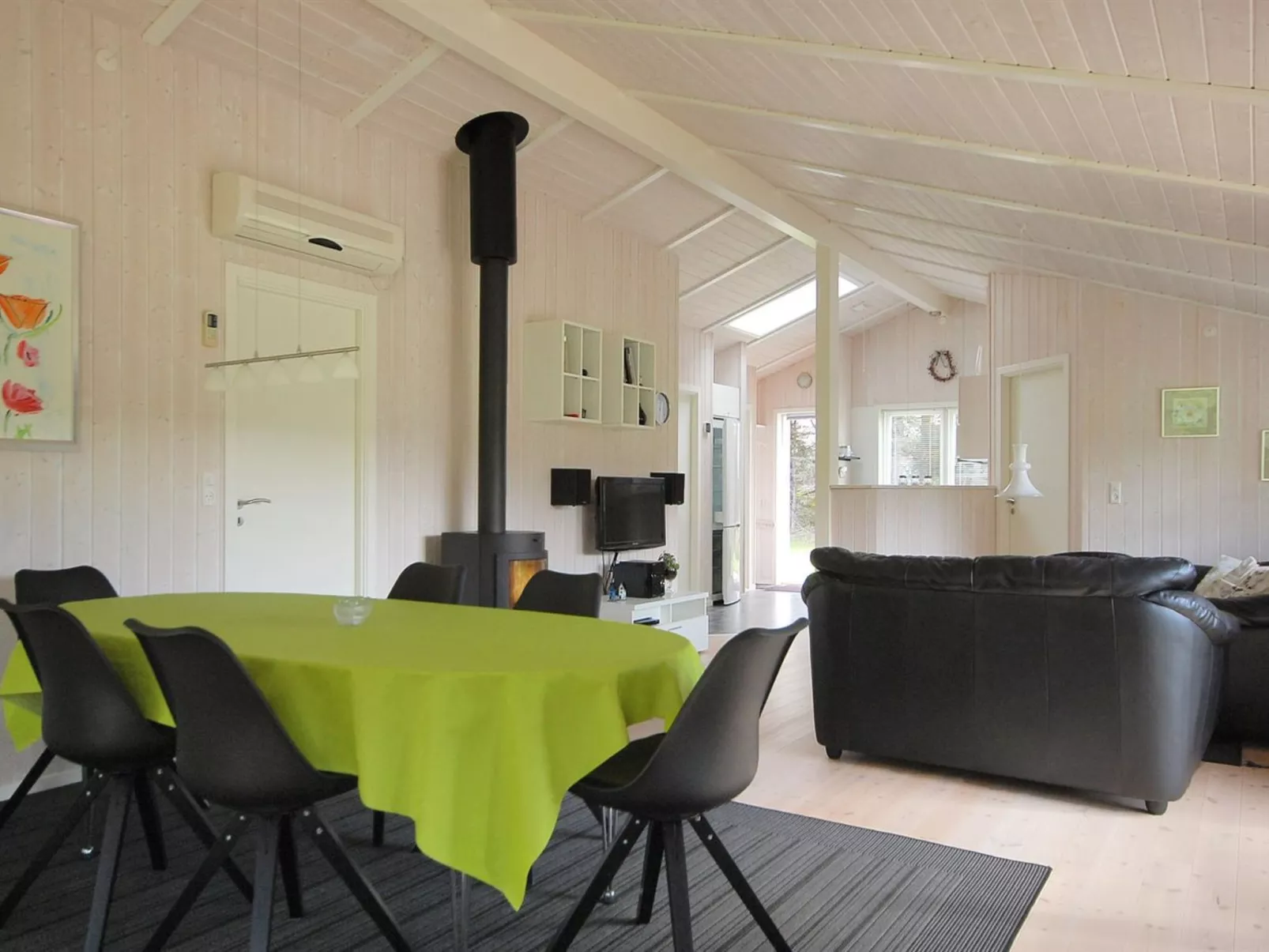 "Dimo" - 700m from the sea-Inside