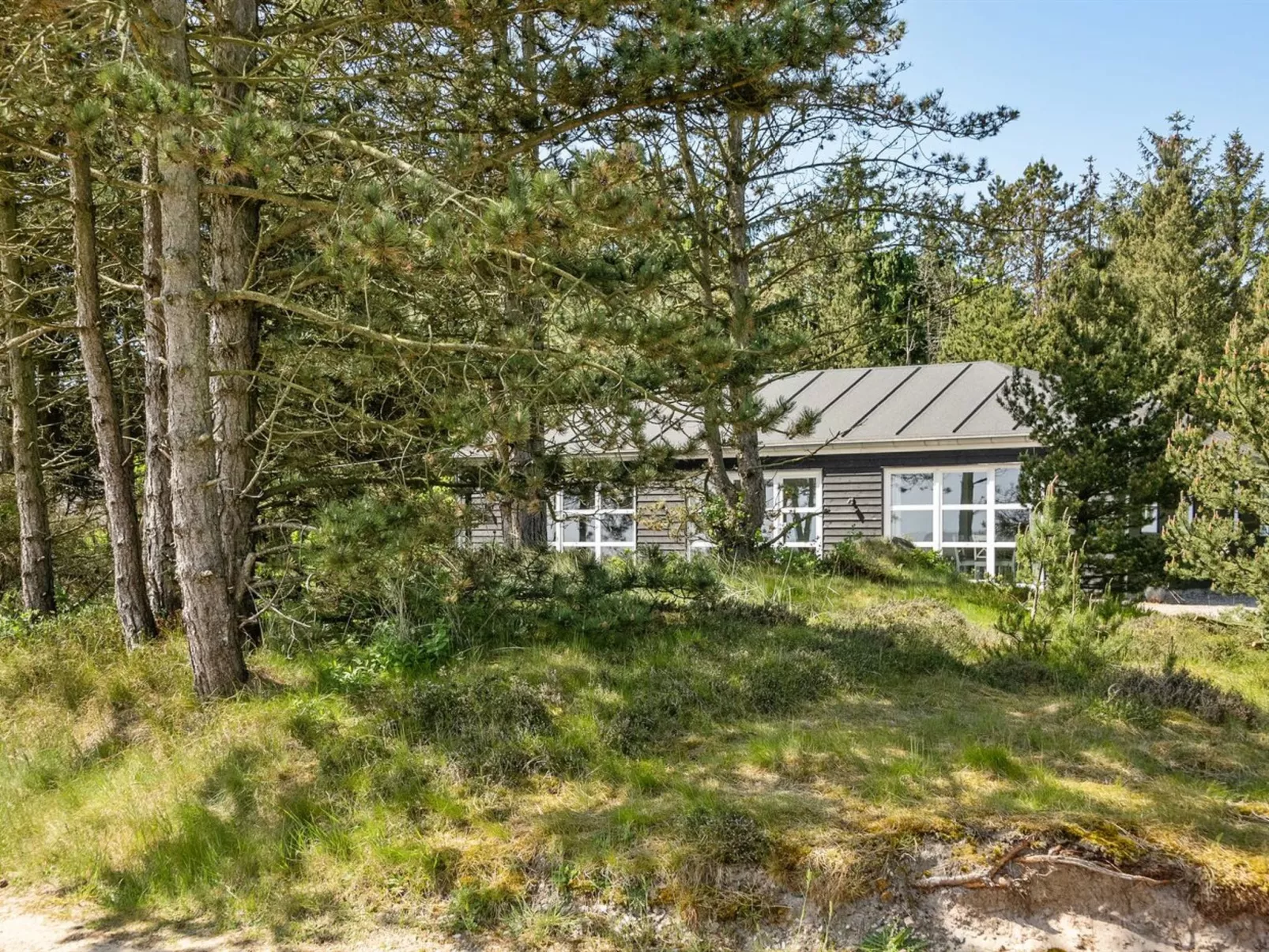 "Svanborg" - 3.7km from the sea-Outside