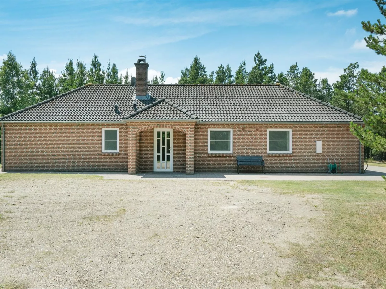 "Arletty" - 1km from the sea-Draußen