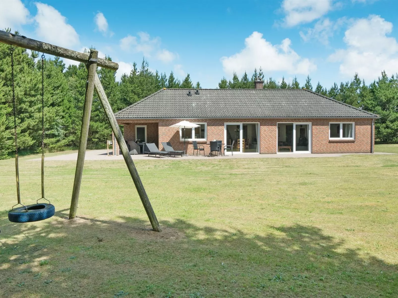 "Arletty" - 1km from the sea-Draußen