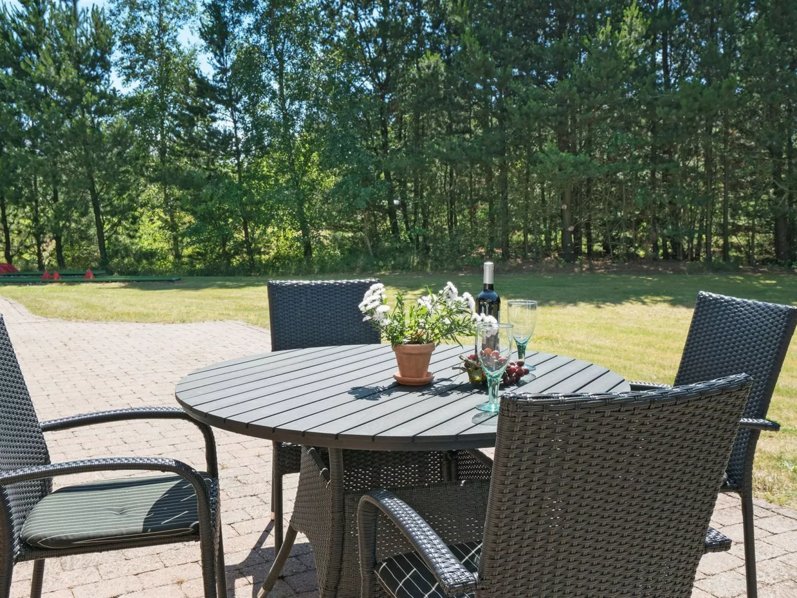 "Arletty" - 1km from the sea-Draußen