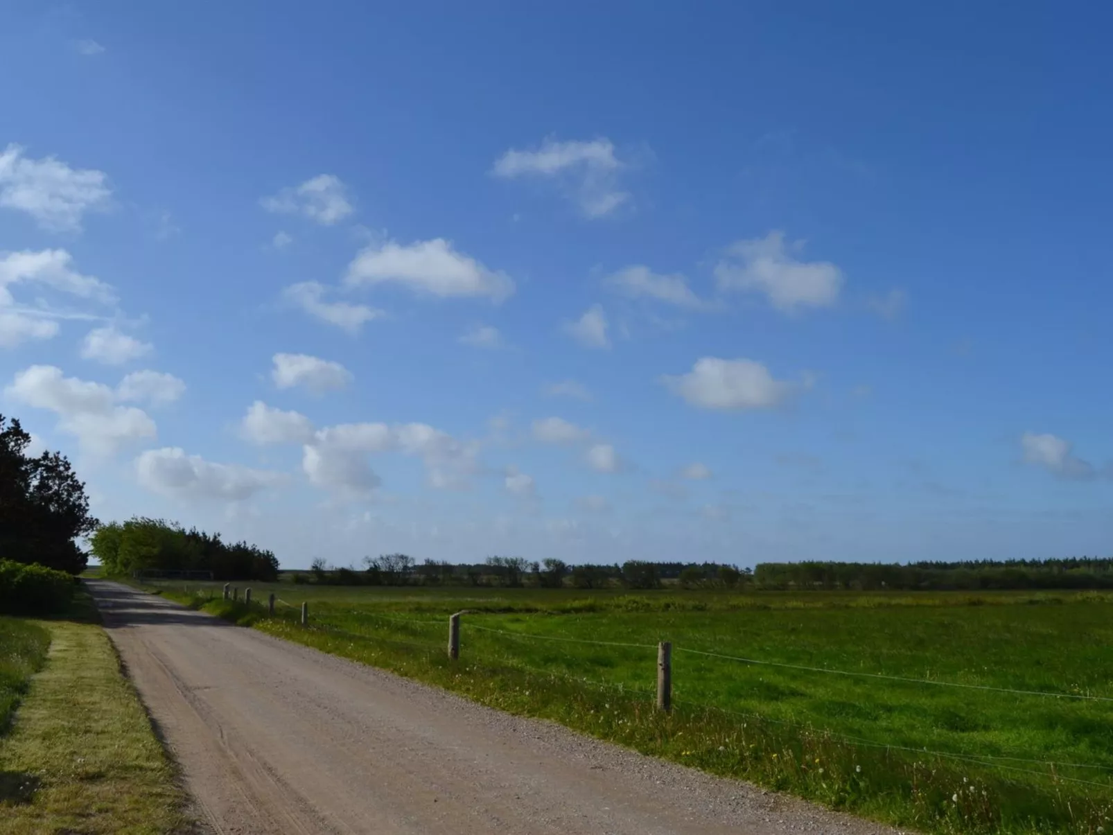 "Helline" - 900m from the sea-Outside