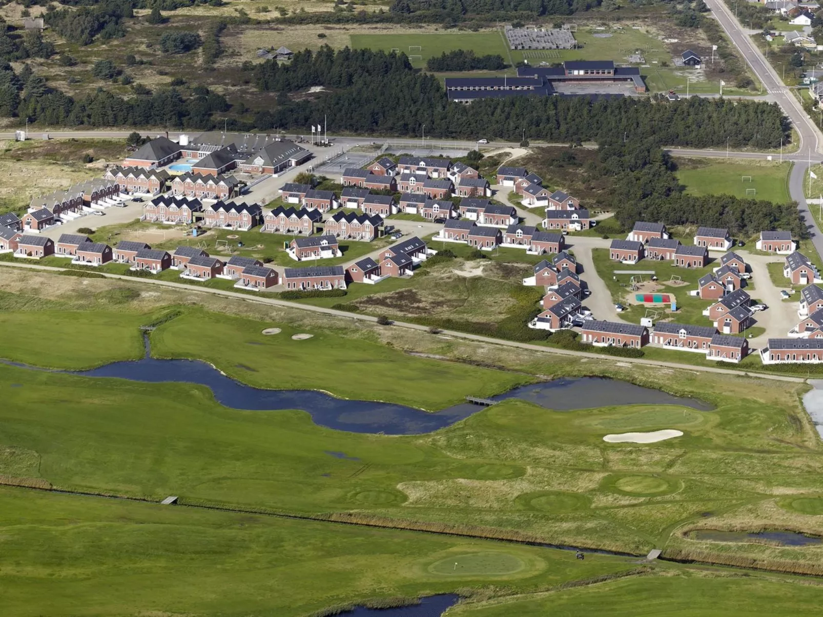 "Ameli" - 2.3km from the sea-Outside