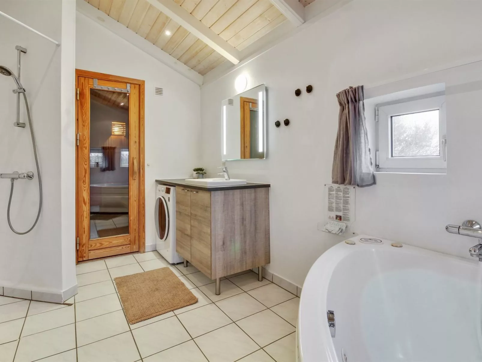 "Solina" - 500m from the sea-Inside