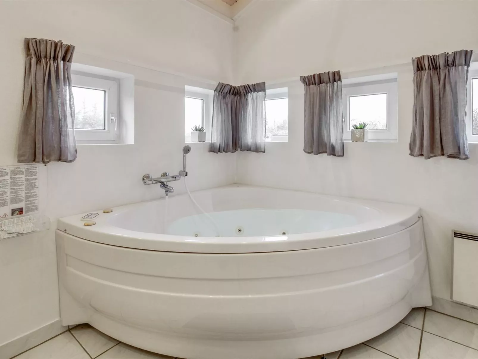 "Solina" - 500m from the sea-Inside