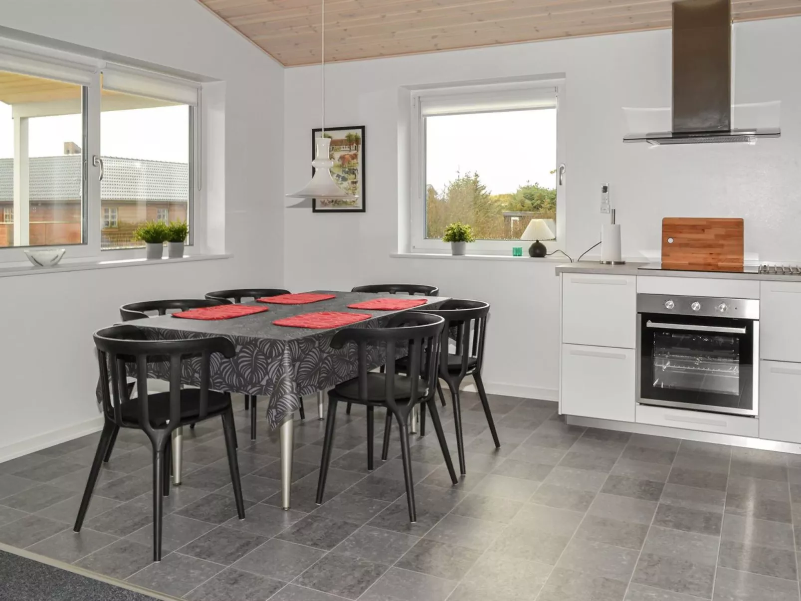 "Eldora" - 1.4km from the sea-Inside