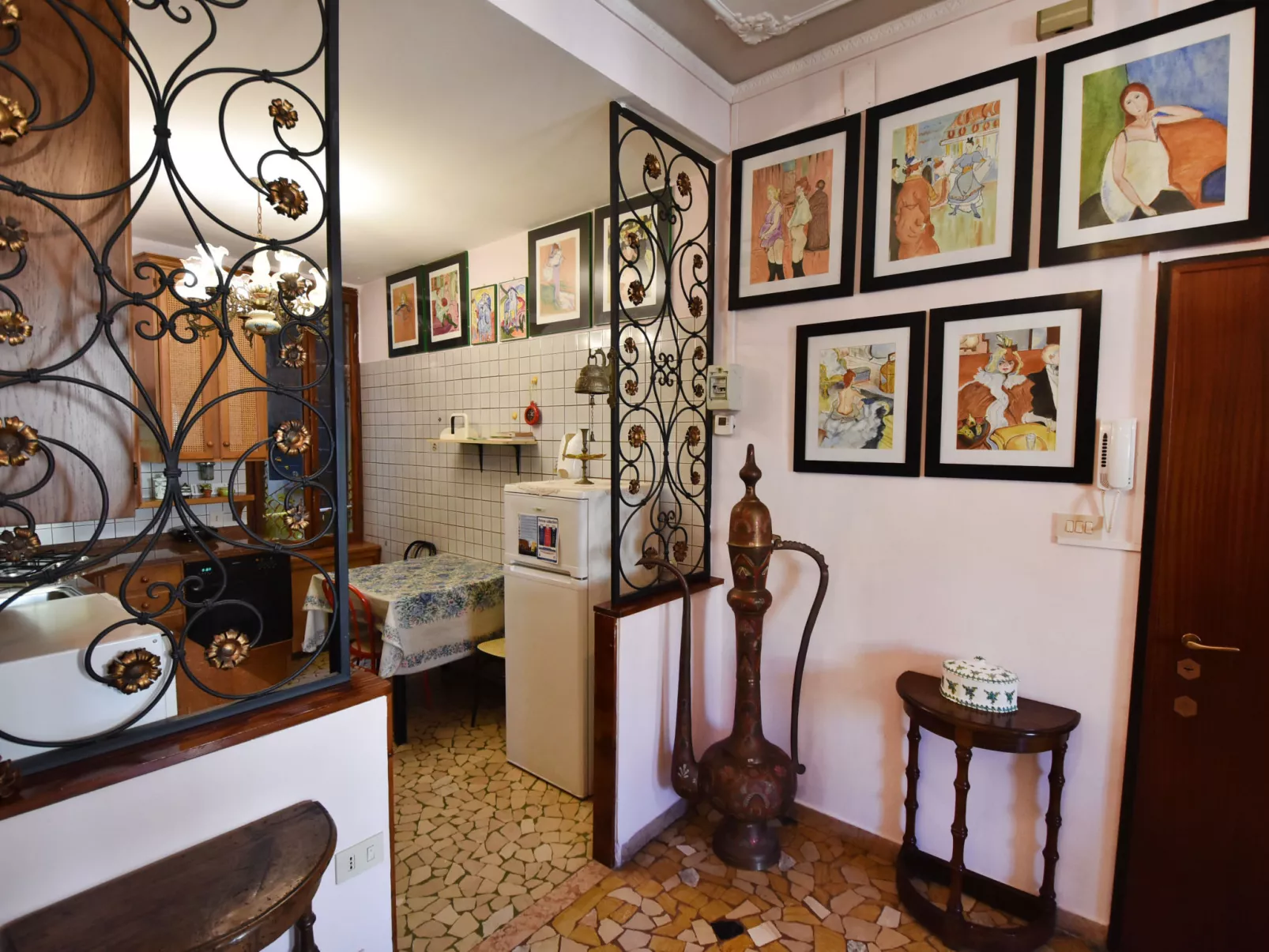 Piano Nobile-Inside