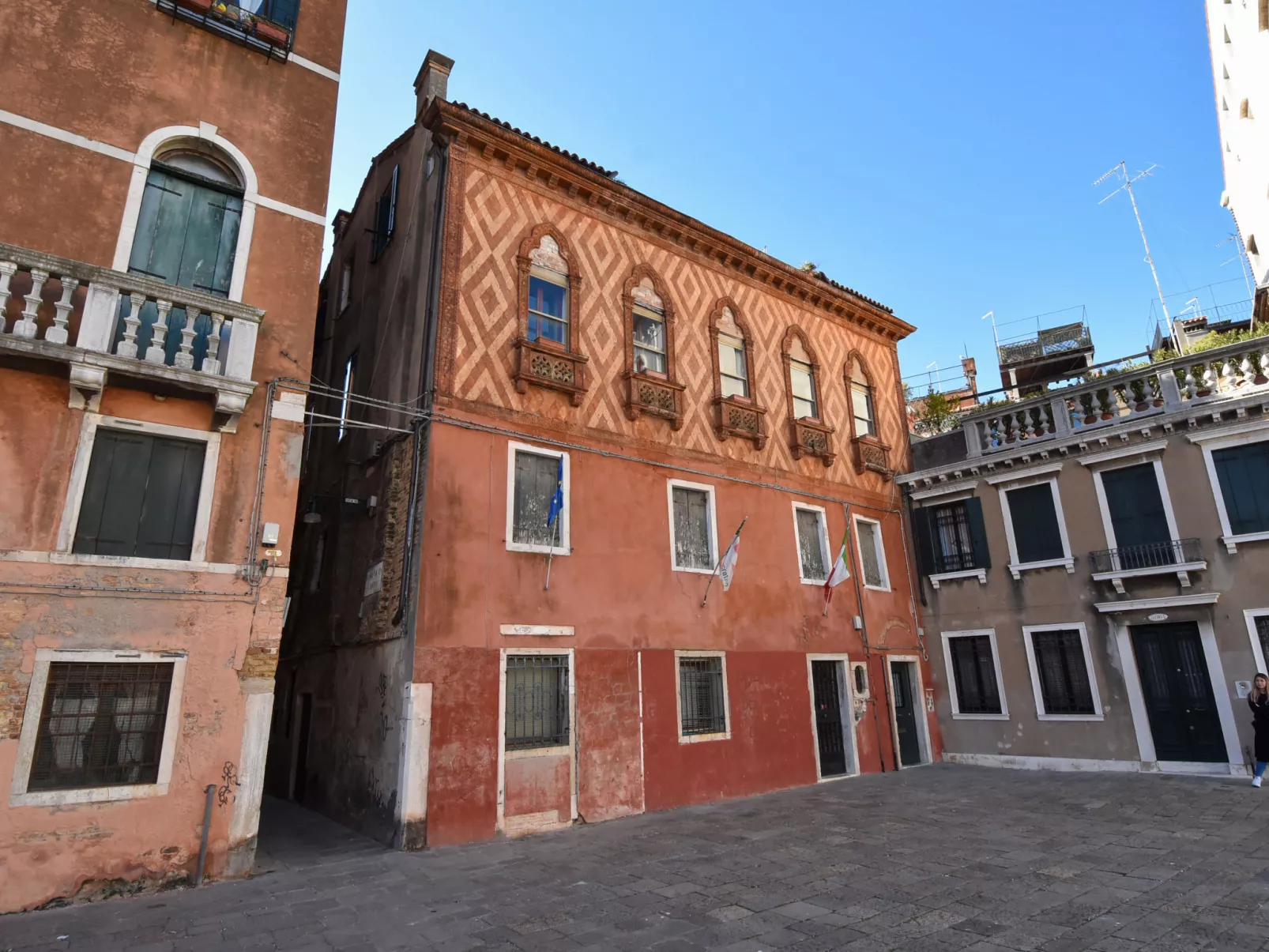 Piano Nobile-Outside