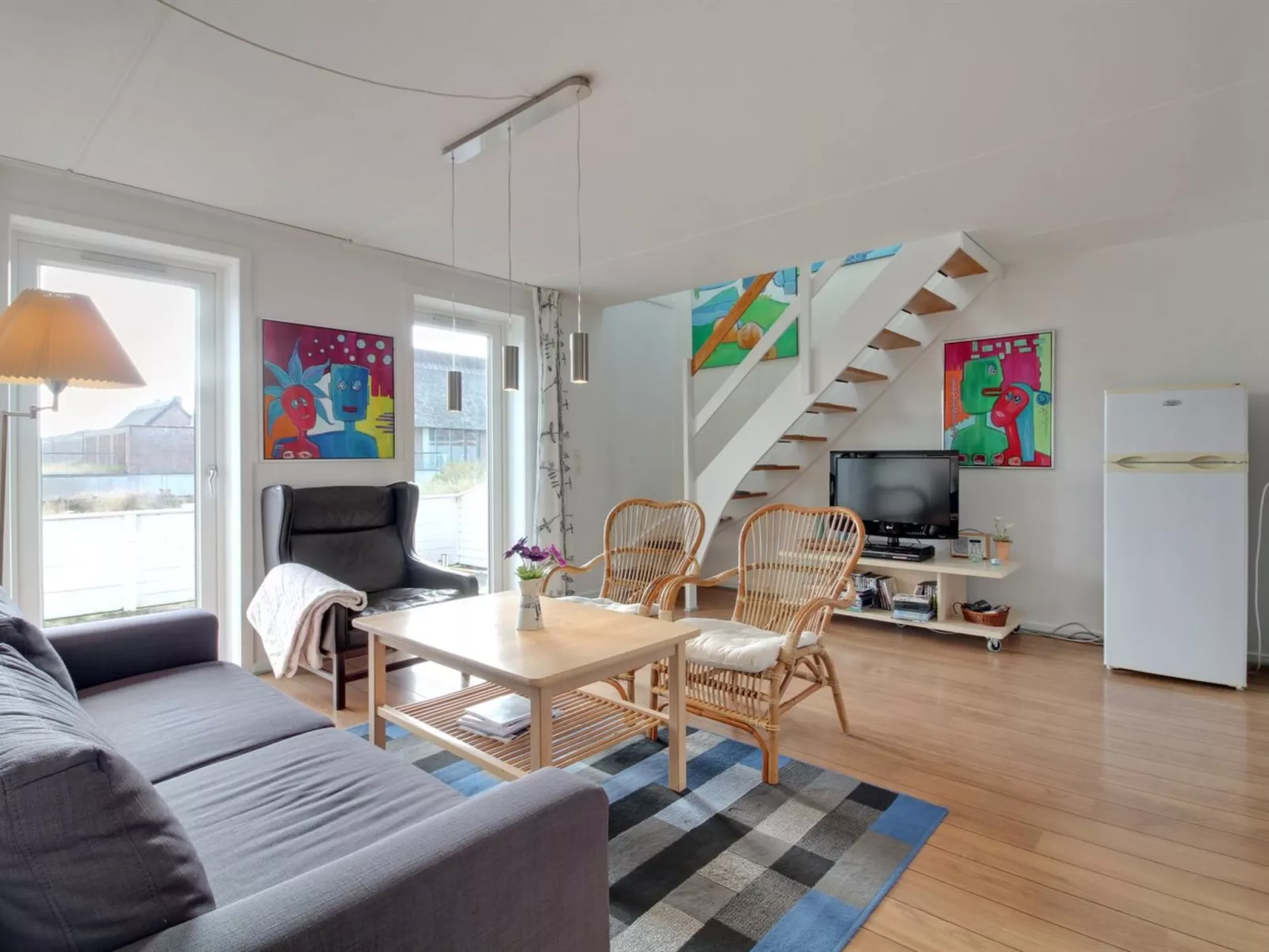 "Asved" - 2.3km from the sea-Drinnen