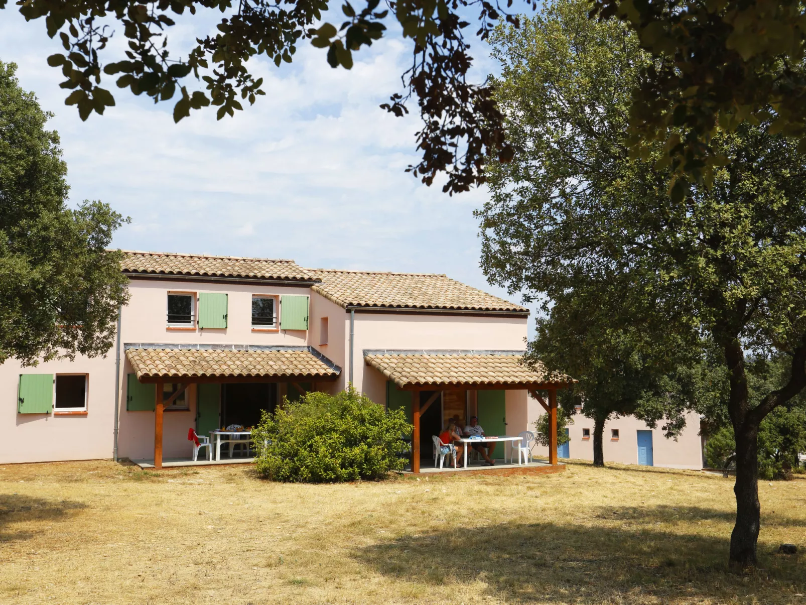 Les Portes des Cevennes-Outside