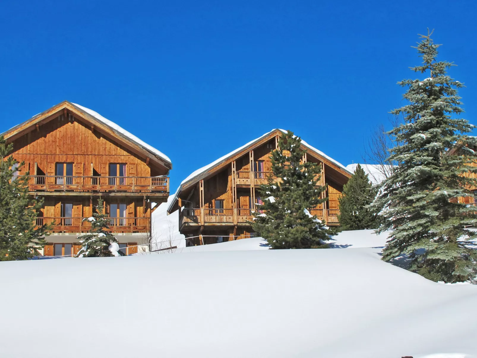 Chalets des Cimes-Outside