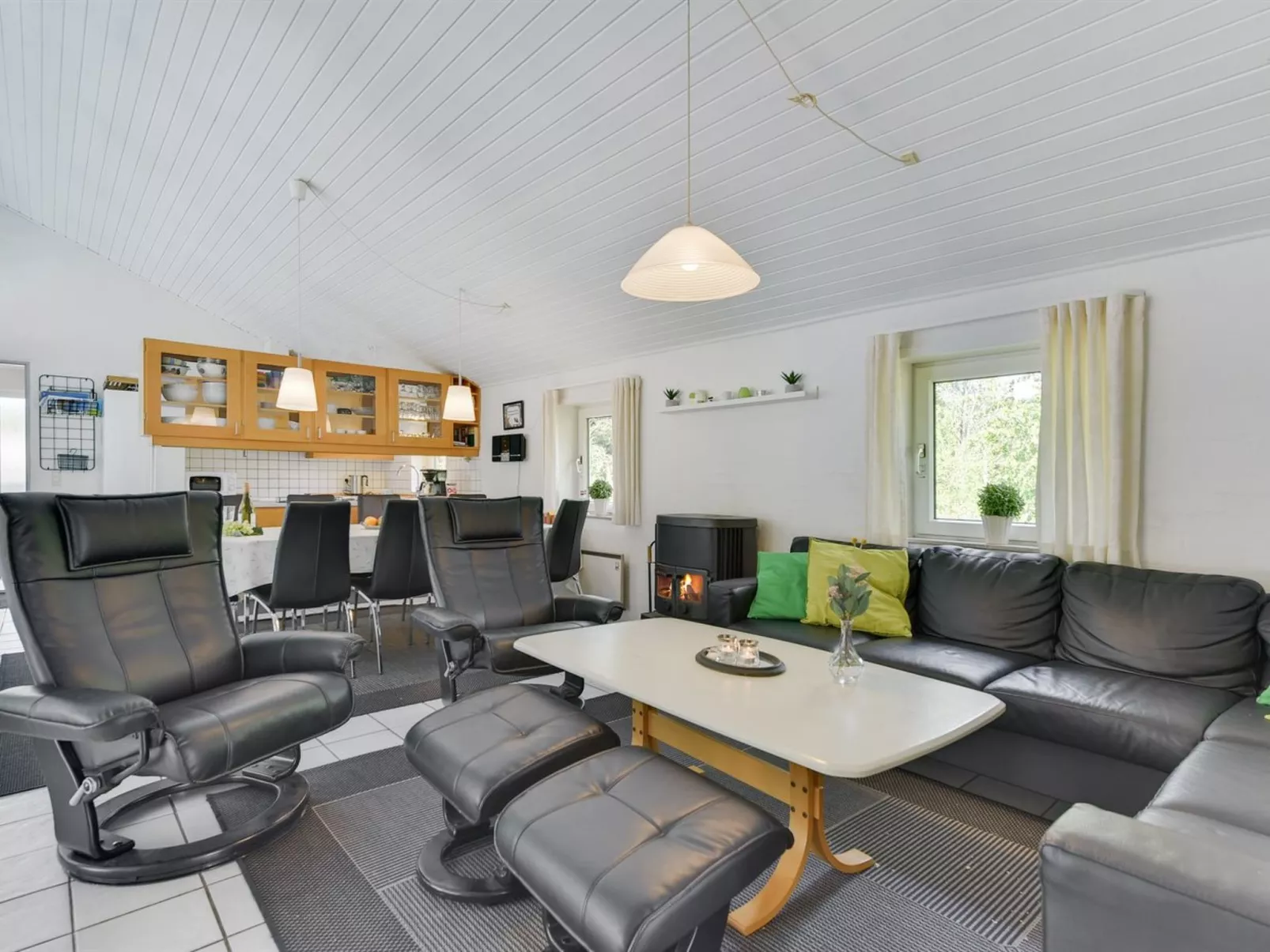 "Cora" - 1km from the sea-Inside