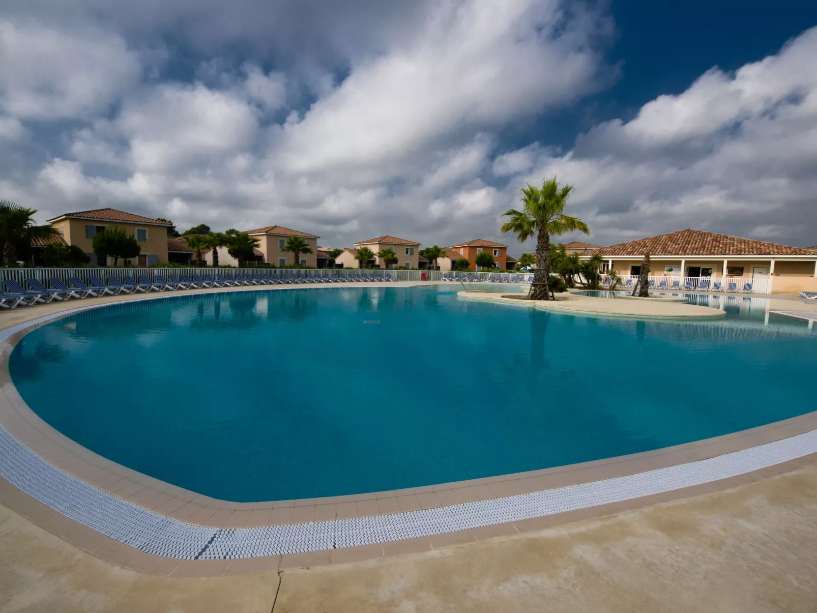 Domaine du Golf-Dehors