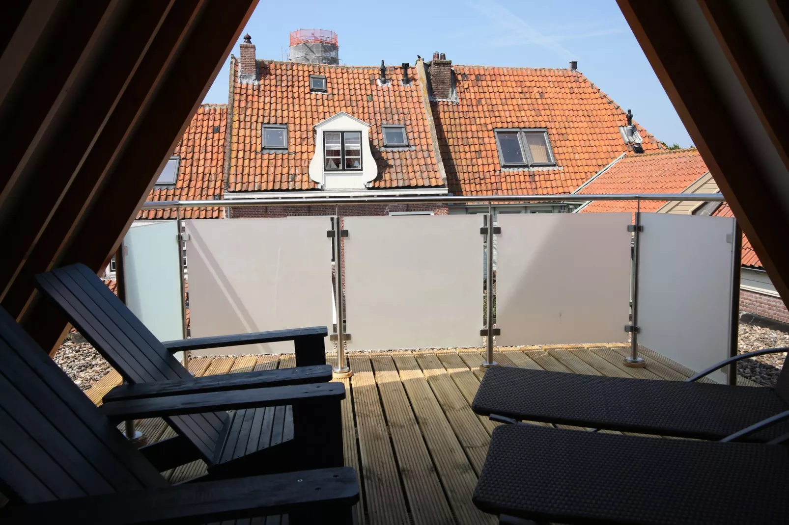 VOC-Huys-Terrace balcony