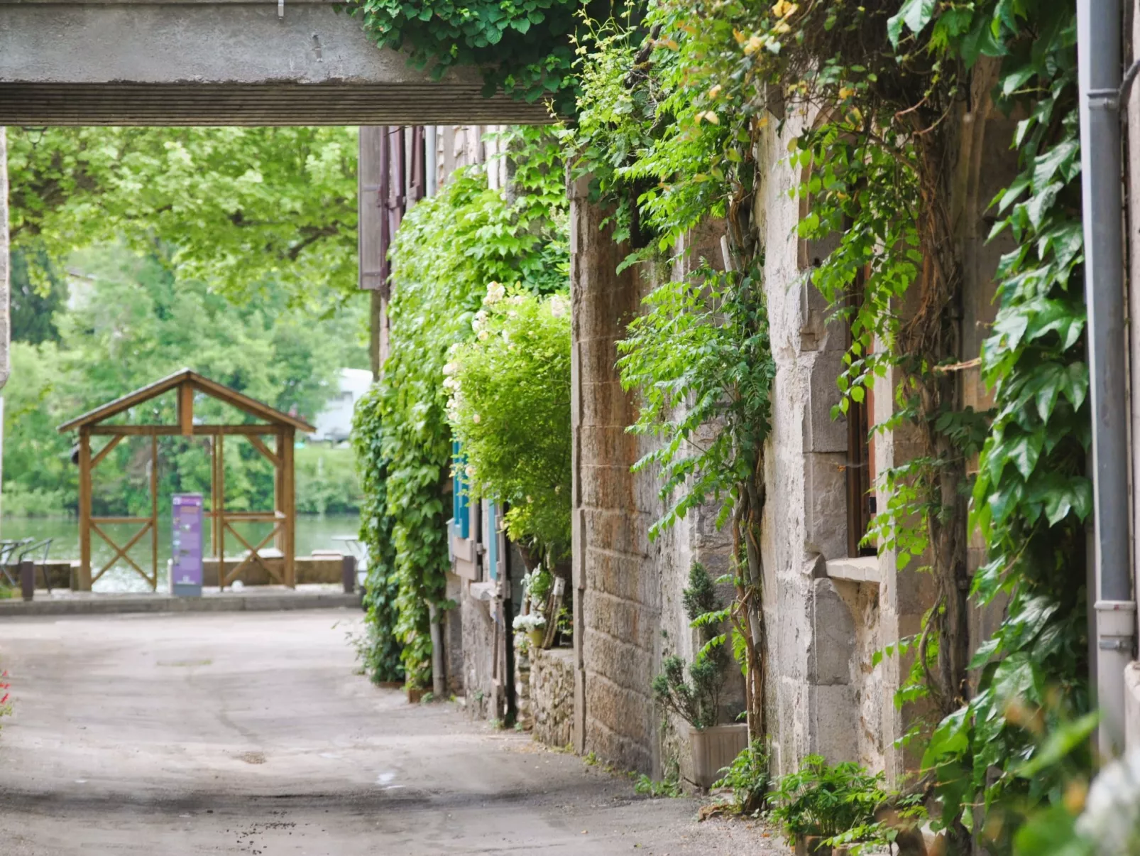 Domaine des Cazelles-Outside