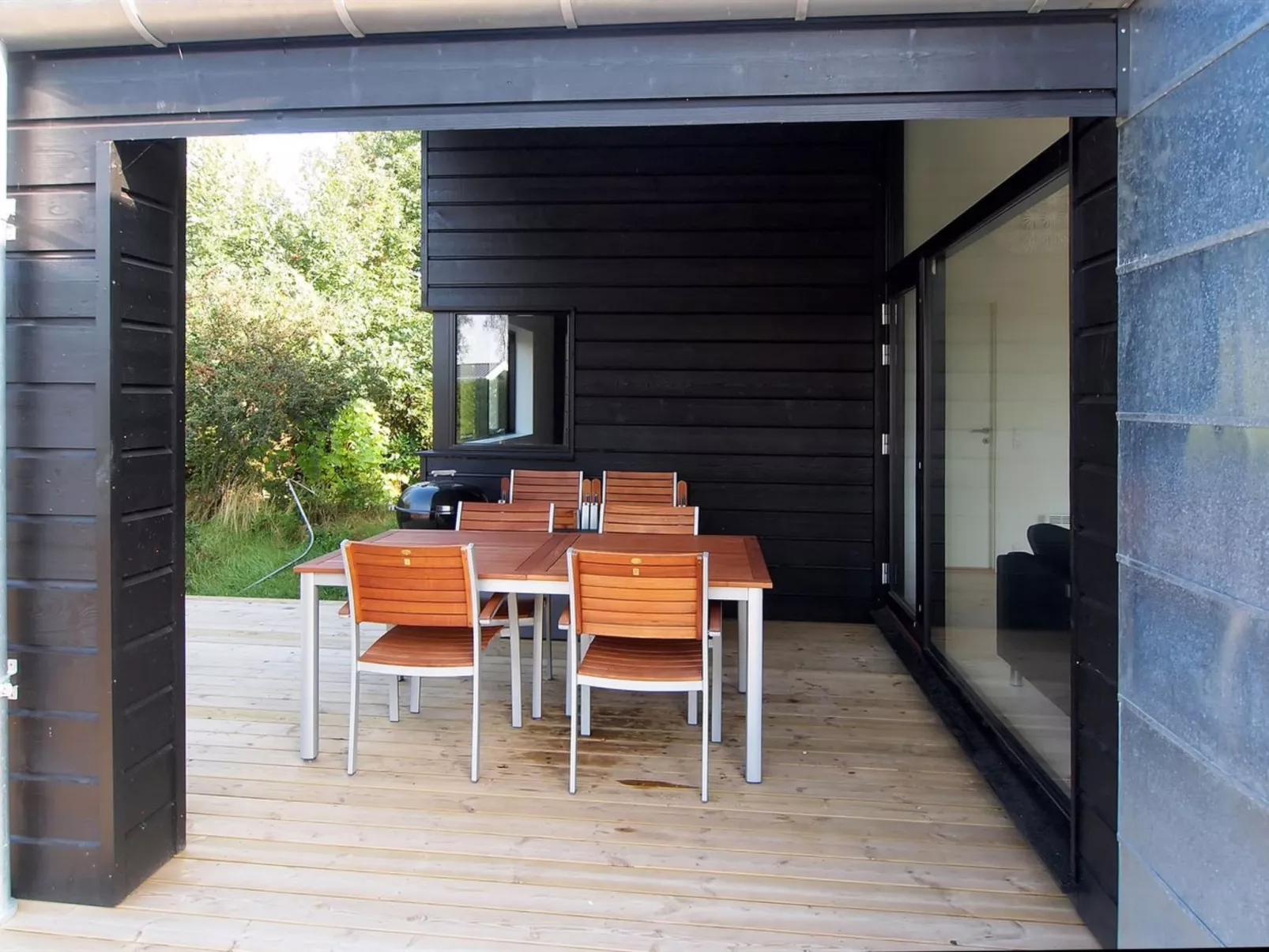 "Yukon" - 150m from the sea-Inside