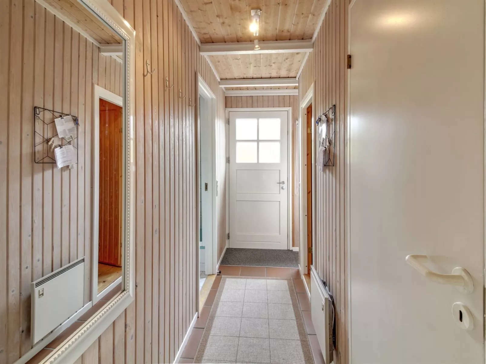 "Dida" - 3.1km from the sea-Inside