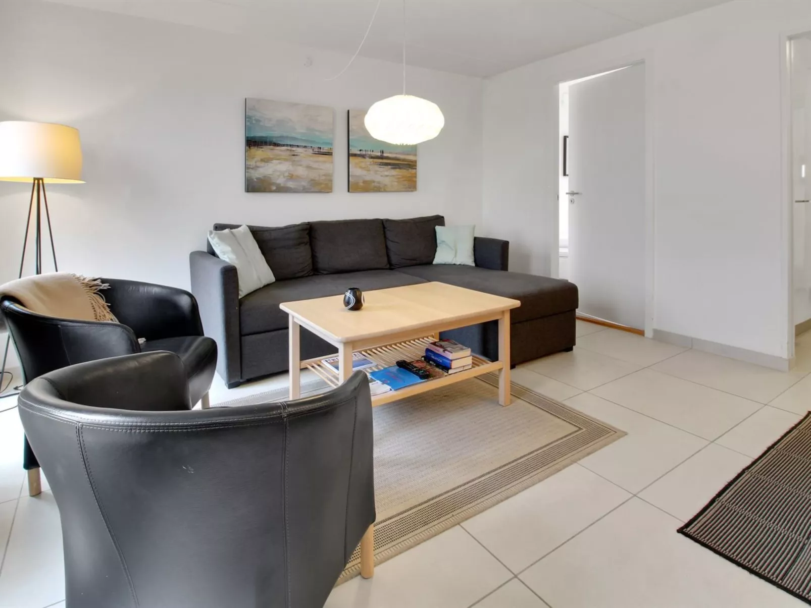 "Ennike" - 2.3km from the sea-Inside