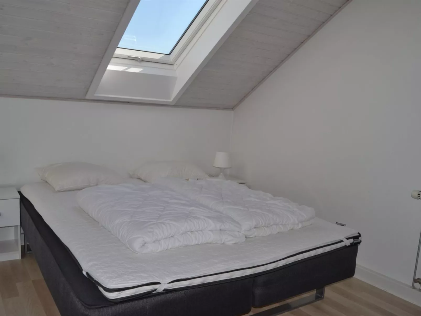 "Drita" - 2.3km from the sea-Inside