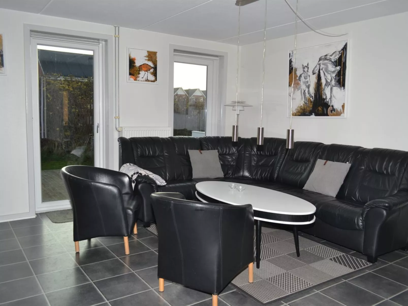 "Edly" - 2.3km from the sea-Inside