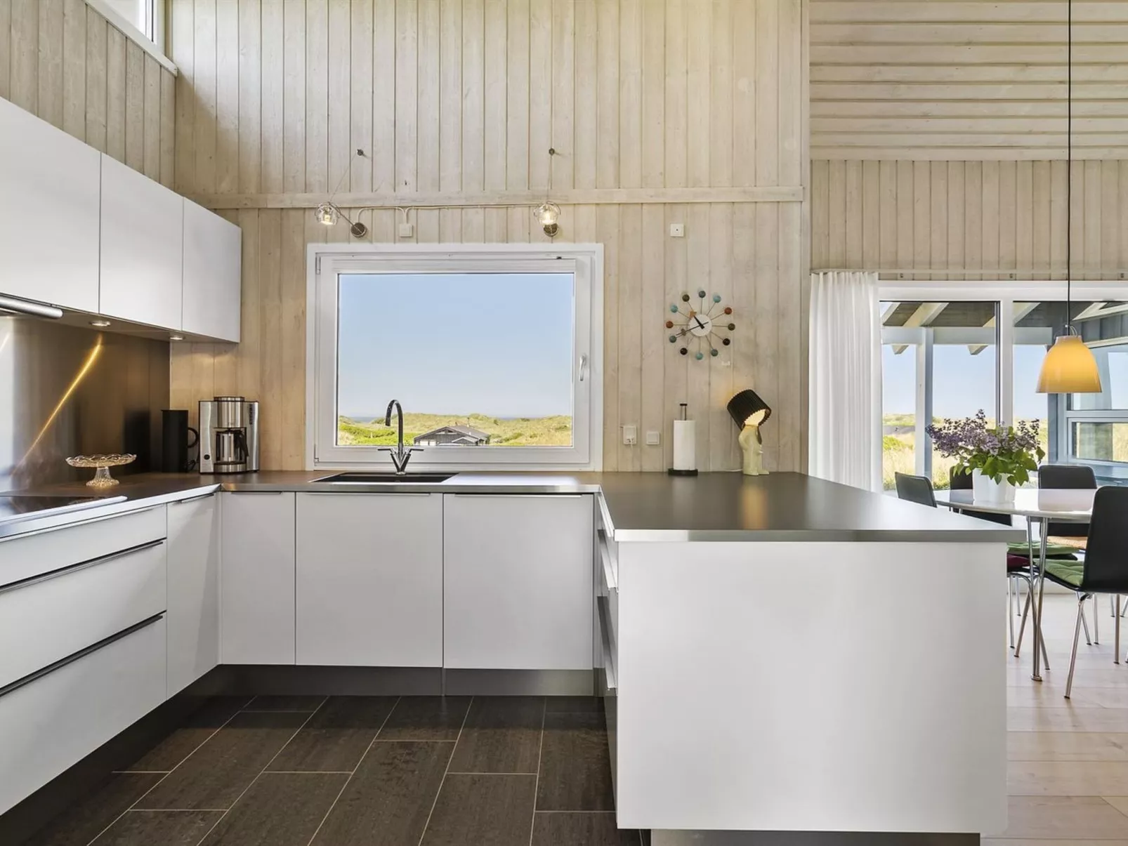 "Romil" - 350m from the sea-Inside