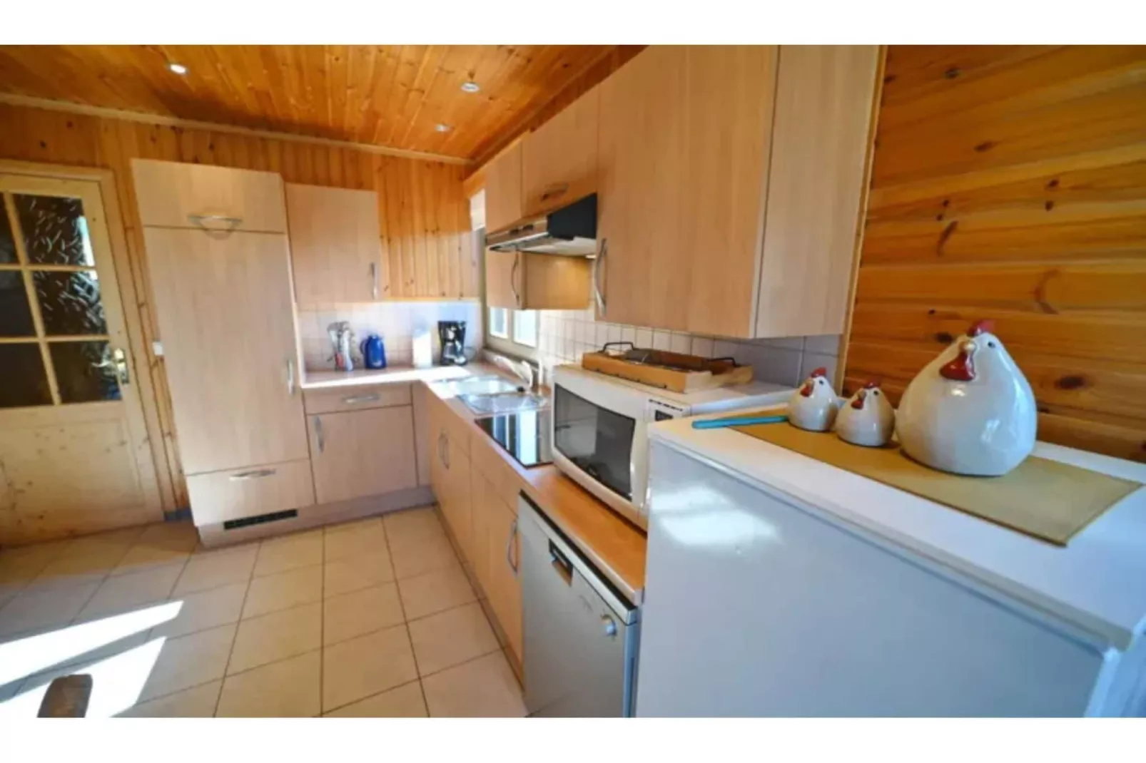 Pluton 4-Kitchen