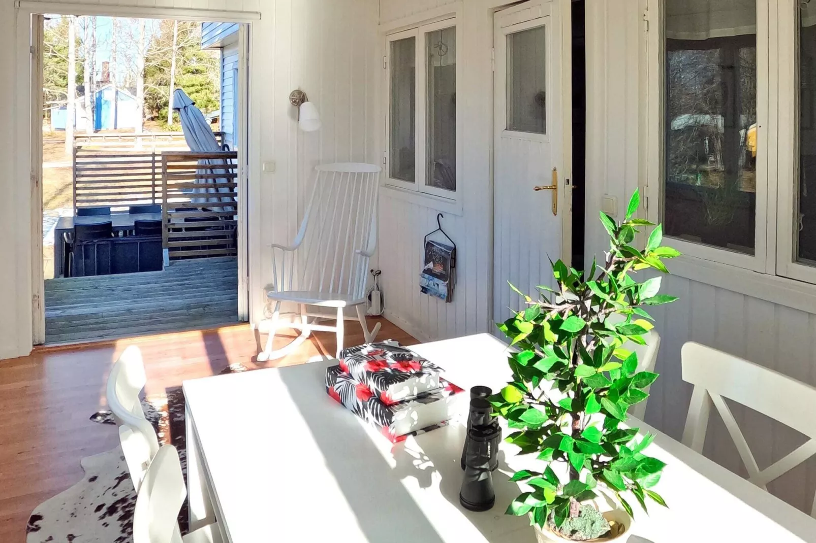 6 person holiday home in SKINNSKATTEBERG-Indoor