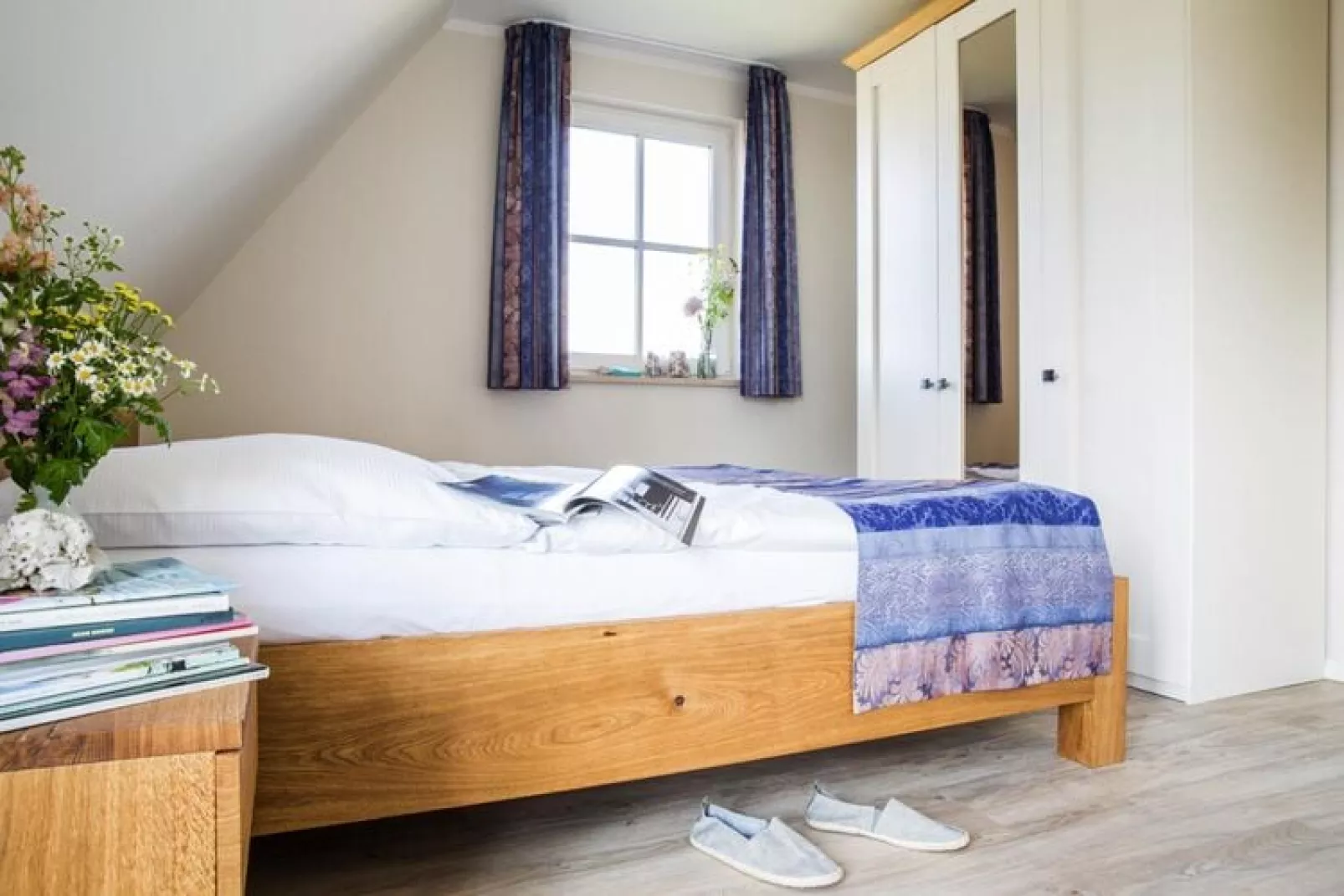 Schilfrohrsänger 43-Bedroom